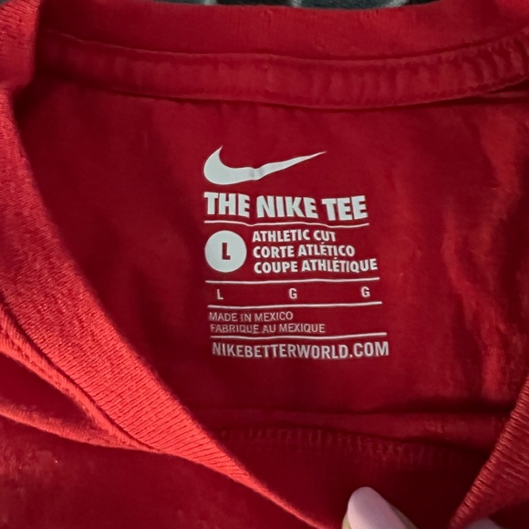 Nike T-shirt - Picture 2 of 2